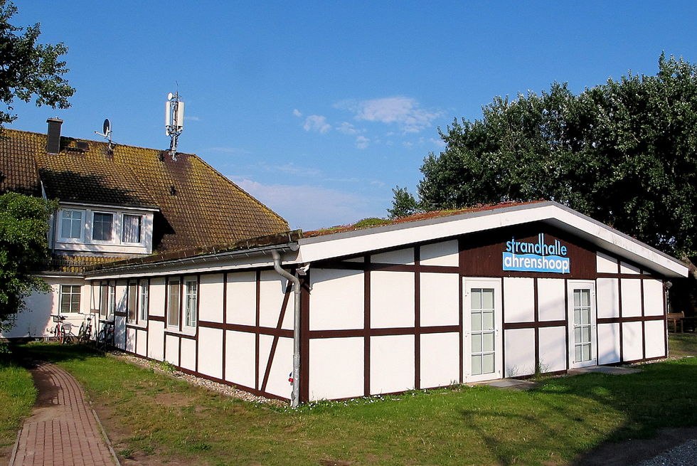 Pensjonat i hala plażowa Ahrenshoop, © Kurverwaltung Ahrenshoop · Foto Andrea Krüger