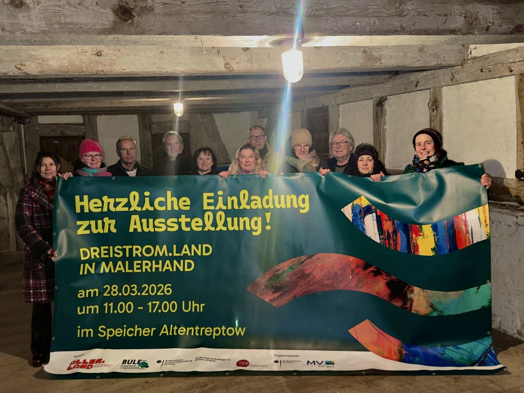 Ten artists hold the banner of "dreistrom.land in Malerhand" and invite you to the exhibition., &copy; Andreas Sagel