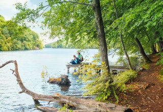 Resting at the Narrow Luzin in the Feldberg Lake District // &copy; MV-T/foto@andreas-duerst.de