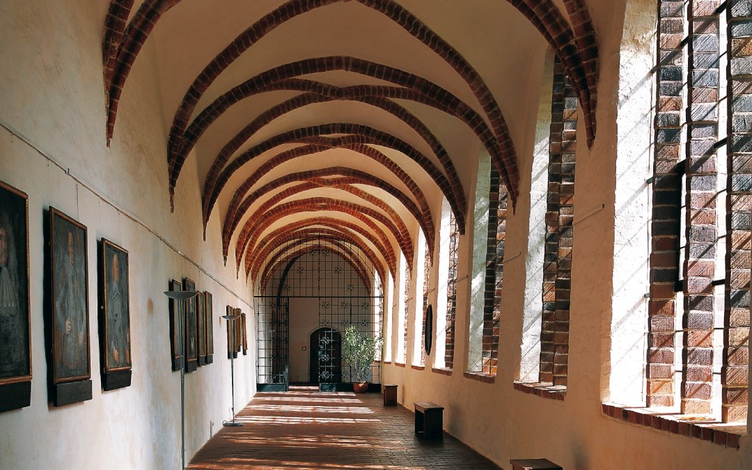 Kreuzgang im St.-Johanniskloster in Stralsund Cloister in the _St.-Johanniskloster_ in Stralsund, © TZ HST