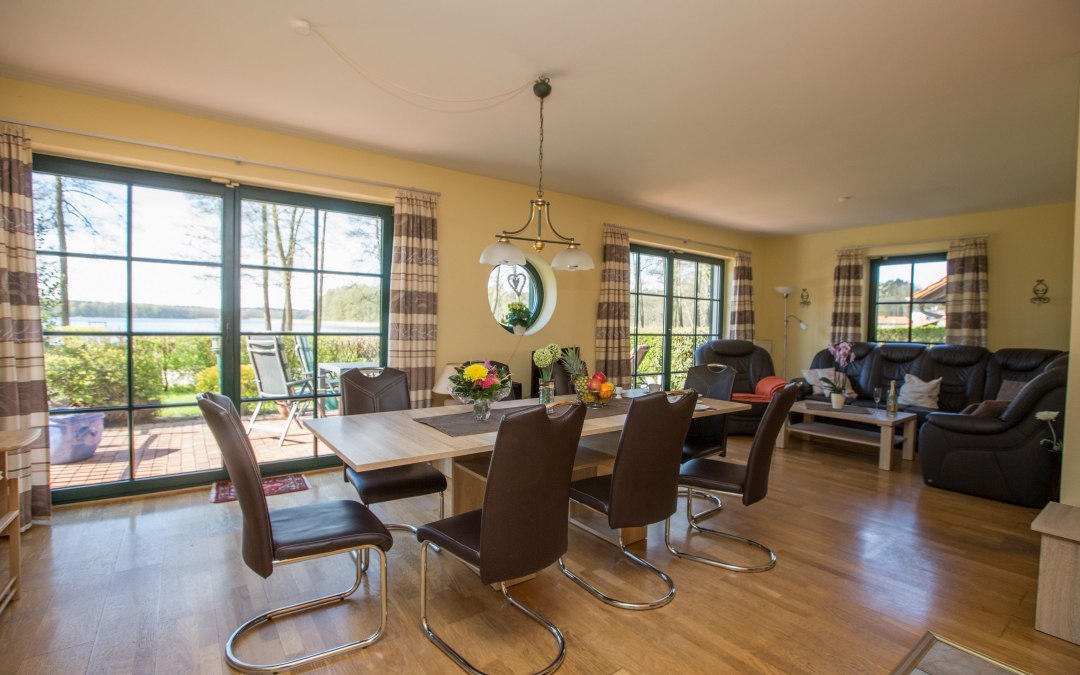 Gezellige woonkamer in het vakantiehuis Seeblick, © Ferienkontor