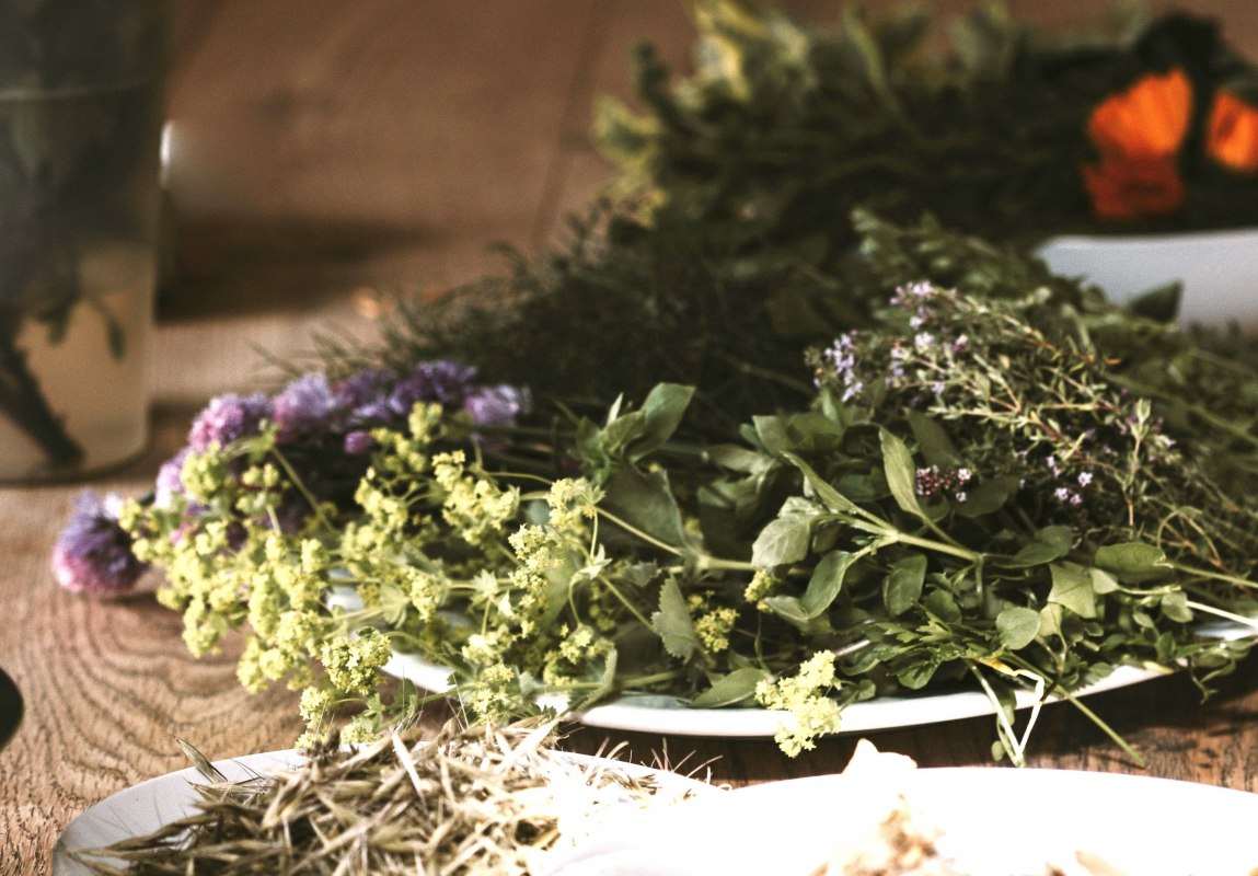 Herbs, &copy; Annie Spratt/Unsplash