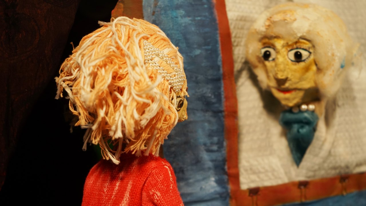 5_Sterntalerchen_Puppentheater_Fingerleicht_Online_copyright_jannik.bpg, © Jannik bpg 5_Sterntalerchen_Puppentheater_Fingerleicht_Online_copyright_jannik.bpg, © Jannik bpg