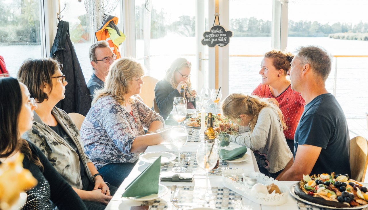 DSC09609, &copy; AFL