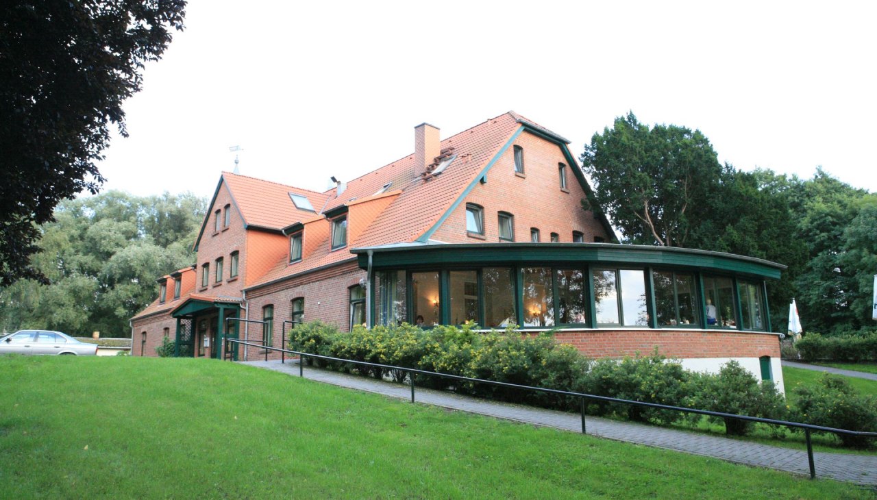 Außenansicht, © Seehotel Heidehof Außenansicht, © Seehotel Heidehof