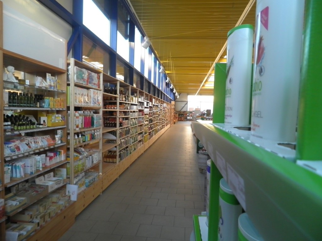 Uitzicht door de winkel // &copy; Markus Maa&szlig;