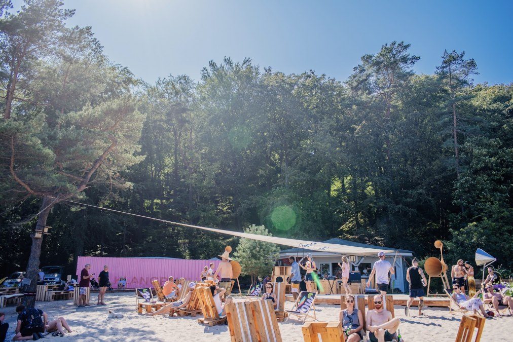 Muziek en afwisseling op het strand, © Christian Thiele Muziek en afwisseling op het strand, © Christian Thiele