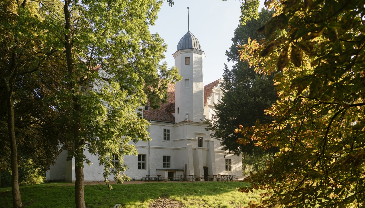 Zamek z fosą Quilow, © Wasserschloss Quilow/Philipp Meuser