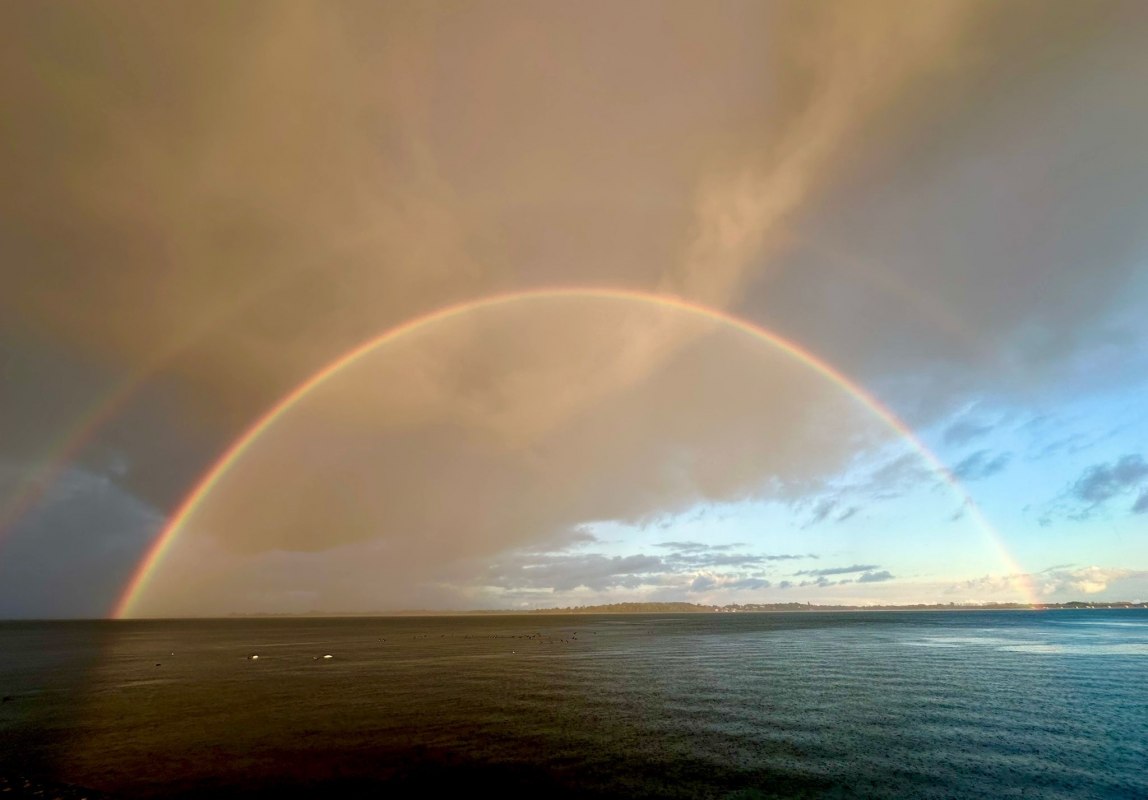 View from the Sund Promenade toward R&uuml;gen // &copy; Hilke Castner