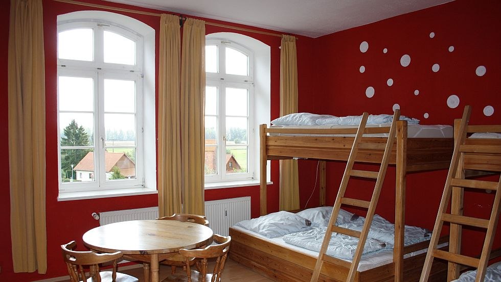 Ruime en aantrekkelijke kamers // © Alte Schule e.V. Ruime en aantrekkelijke kamers // © Alte Schule e.V.