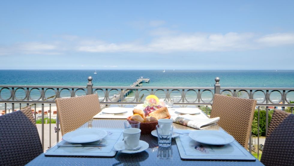 Uitzicht op de Oostzee en het strand van Kühlungsborn, © Appartementhaus ATLANTIK