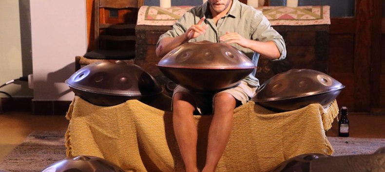 Handpan Tour // © Manfred Bordien Handpan Tour // © Manfred Bordien
