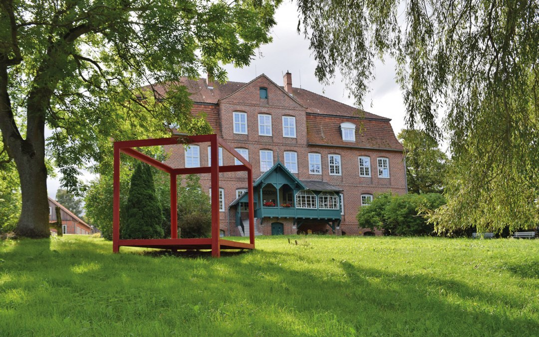 Kunst in de tuin van het Künstlerhaus Schloss Plüschow, © Schloss Plüschow