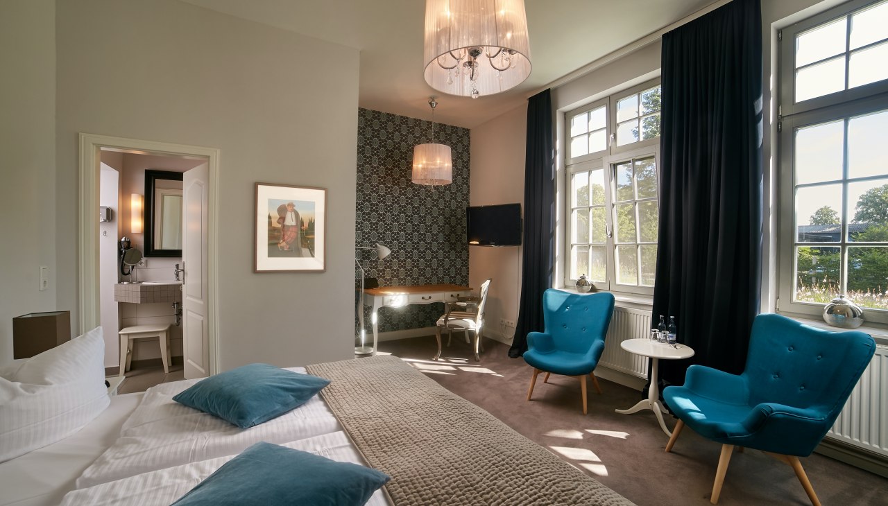 Stylishly furnished room at Vorbeck Manor, © Gut Vorbeck