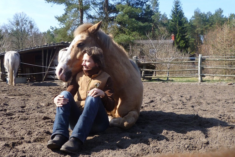 Het motto op het Fennhof - harmonie tussen paard en ruiter kan alleen ontstaan als beiden dezelfde taal spreken, © Fennhof/Steinhof