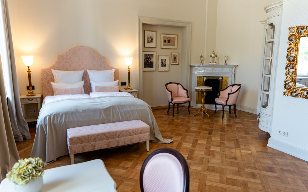 Elegantie en charme om je thuis te voelen - hotelkamers in Kasteel Neustrelitz, © Schloss Neustrelitz / Bianka Pogadl