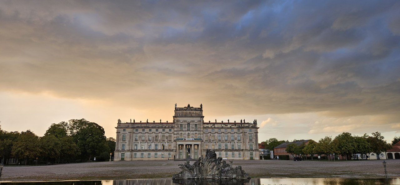 Zamek Ludwigslust // &copy; Henrik Wegner