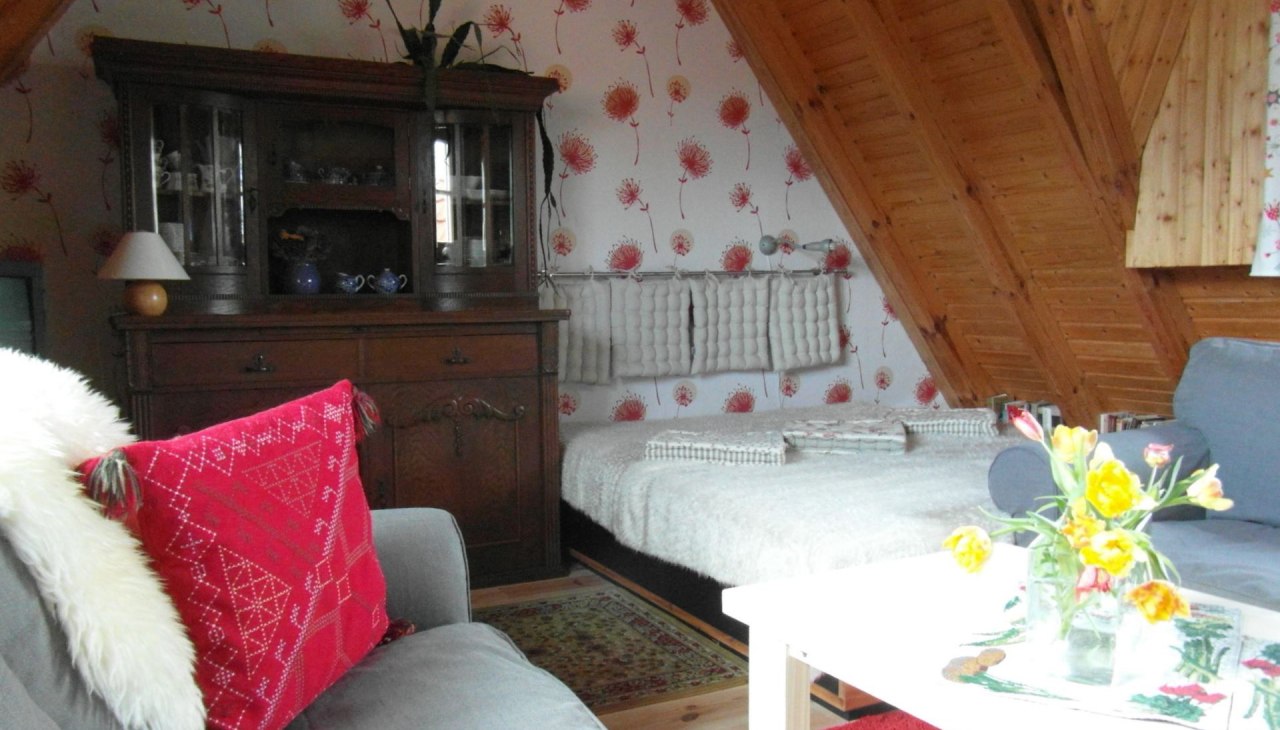 Połączony salon i sypialnia, © Annemarie Schmidt