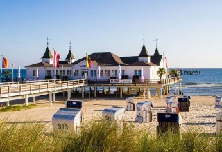 Zeuge der Bäderarchitektur und Wahrzeichen des Seebades Ahlbeck // © Usedom Tourismus GmbH Zeuge der Bäderarchitektur und Wahrzeichen des Seebades Ahlbeck // © Usedom Tourismus GmbH