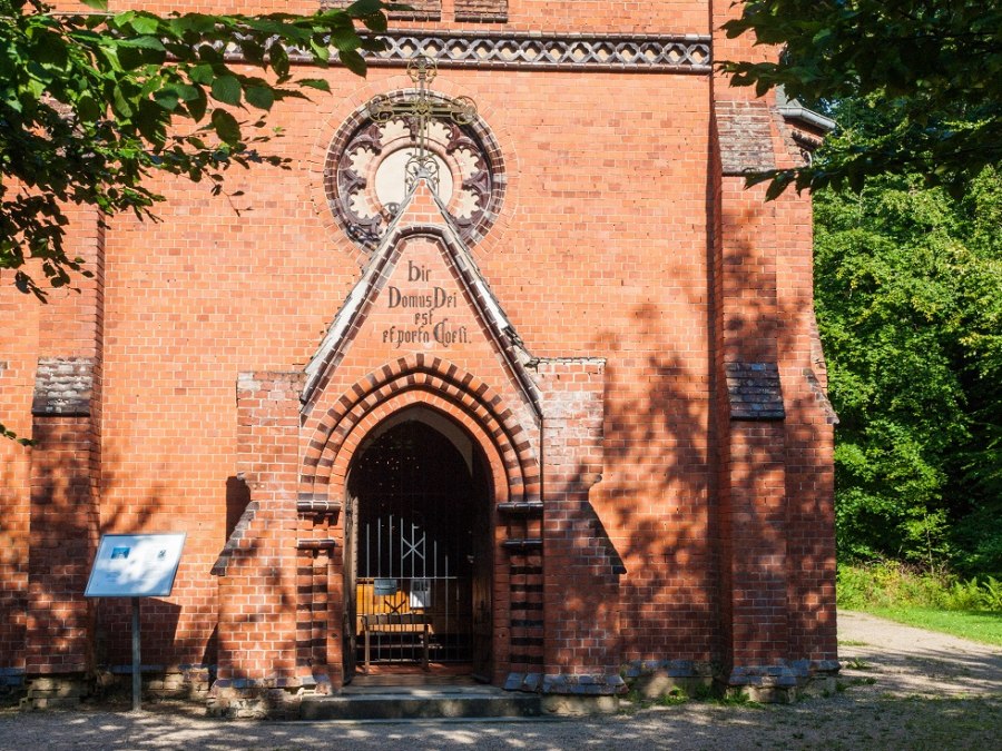 het toegangsportaal, © Frank Burger het toegangsportaal, © Frank Burger