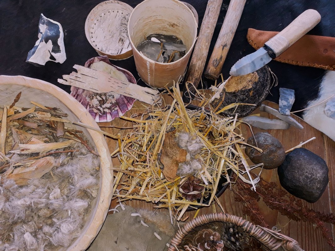 Benodigdheden om vuur te maken // © Dr. Katrin Staude Benodigdheden om vuur te maken // © Dr. Katrin Staude
