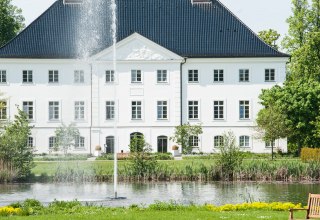 &copy; Schlossgut Gro&szlig; Schwansee