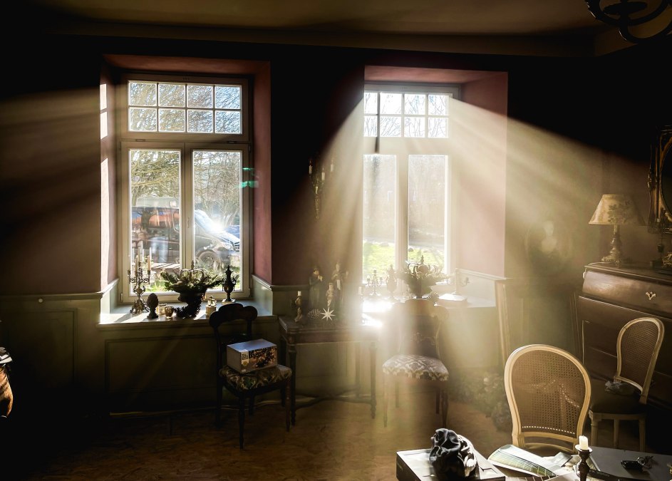 Jak zachęcająco: mieszkanie wakacyjne w dworku Madsow z promieniami słońca, © Gutshaus Madsow / Familie Schapp