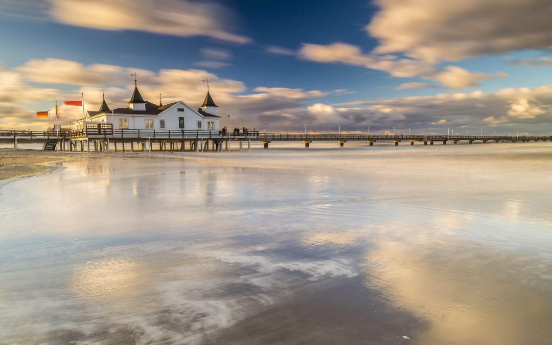 Seaside resort Ahlbeck with pier // &copy; TMV/Harms