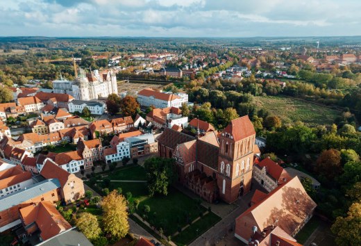 Kasteel Güstrow en de kathedraal vanuit de lucht - Barlachstadt Güstrow