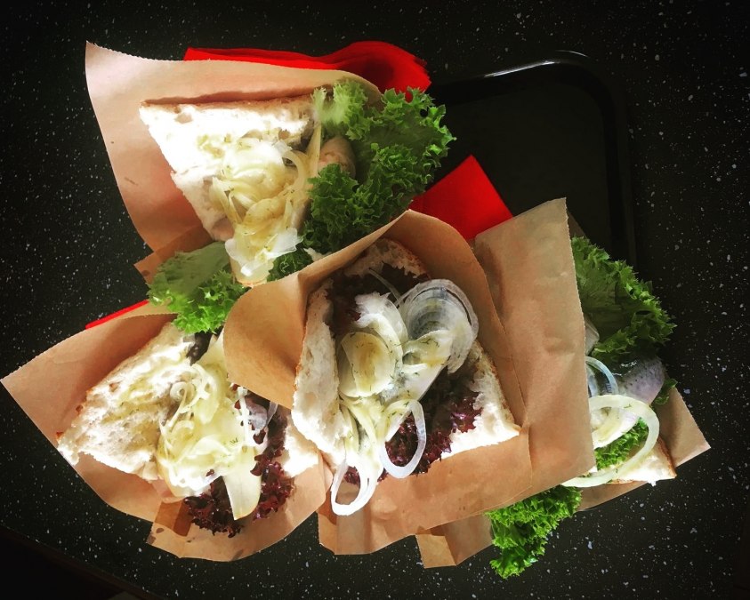 Fish in flatbread e.g. Matjes or Bismarck, © Oliver Pahlke