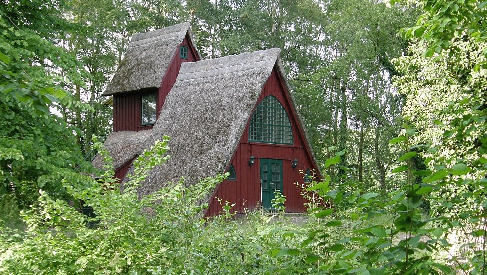 The forest chapel of the hostel at the Hertesburg, © Herberge an der Hertesburg/Christa Lüder