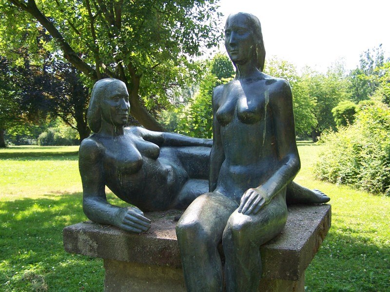 Dzieło sztuki w parku miejskim w Teterow, © Tourist-Information