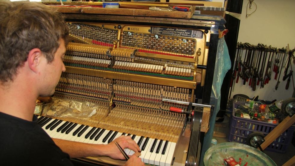 Work on old instruments, © Ecki Raff