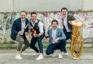 &copy; &copy; Theresa Pewal