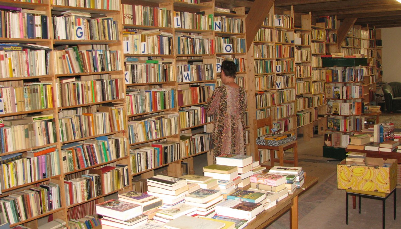 Antiquarian bookshops NZ, &copy; Antiquariat Neustrelitz