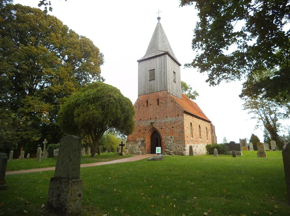 hs_GroßZicker_Church, © Tourismuszentrale Rügen GmbH