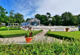 The spa park Boltenhagen is the center of the village events, © Bernd Kühn The spa park Boltenhagen is the center of the village events, © Bernd Kühn