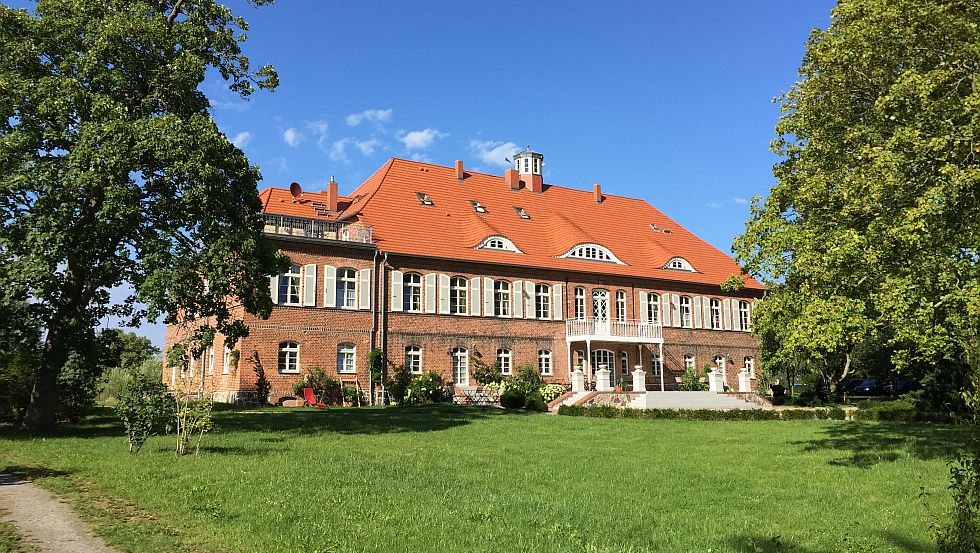 Achterkant van kasteel Pütnitz // © Schloss Pütnitz Achterkant van kasteel Pütnitz // © Schloss Pütnitz