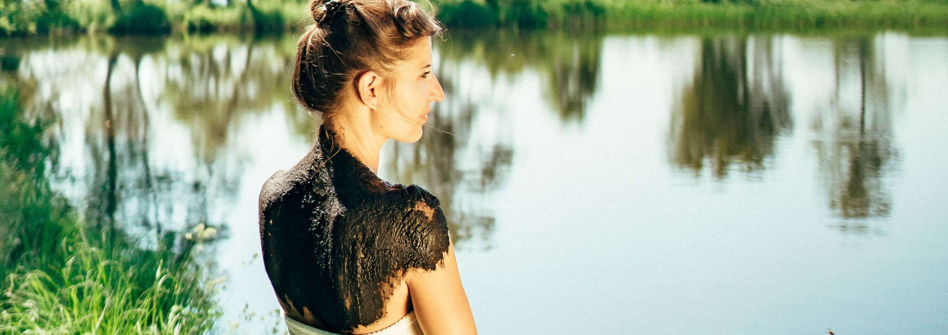 Mud applications have a relaxing effect on muscles and soul. // &copy; MV-T/Petermann