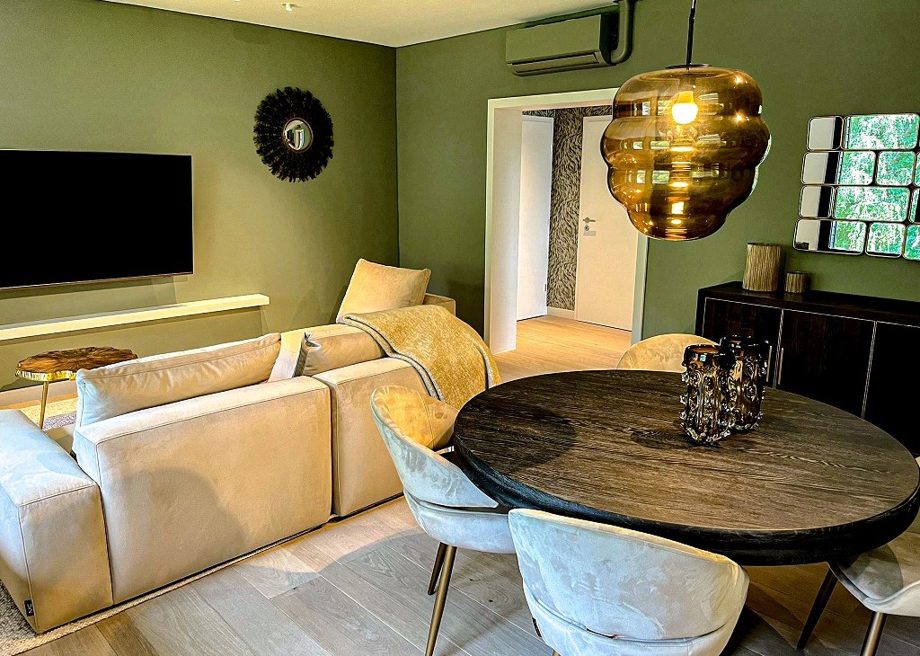 De groene smaragd_woonkamer, &copy; Van der Valk