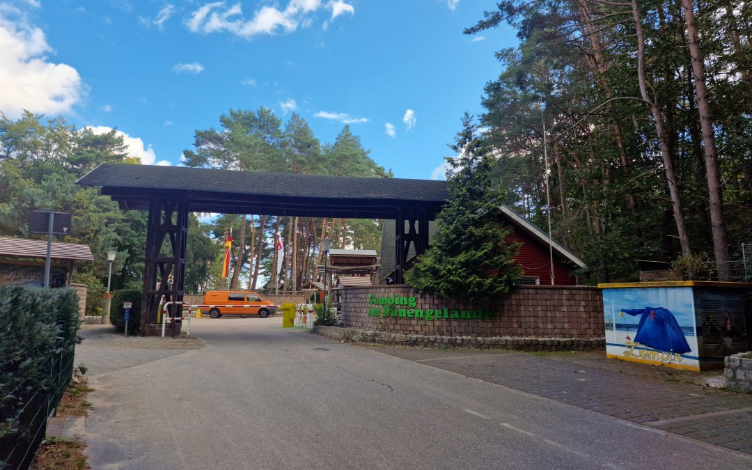 Dansend de maand mei in op de camping, © 20220901_095136.jpg