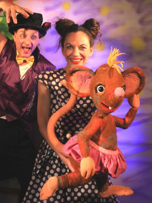 Mouse wiggle ear.Phoebus, © Theater Phoebus Mouse wiggle ear.Phoebus, © Theater Phoebus