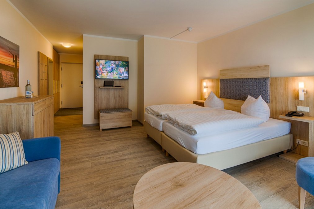 Tweepersoonskamer in het Haffhus, © Hotel & Ferienanlage Haffhus GmbH