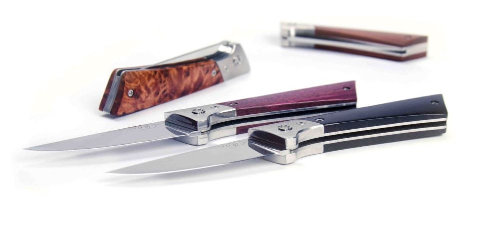 Folding knife from the knife manufacturer Facto with the "Central Lock"., &copy; Janos Freuschle