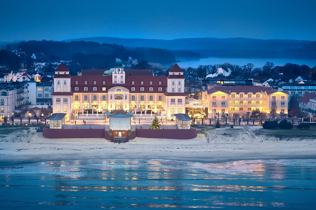 Winterdorp in de biertuin van de Tegernsee, © Pocha/Burwitz Winterdorp in de biertuin van de Tegernsee, © Pocha/Burwitz