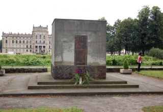 The memorial commemorates the victims of the Wöbbelin subcamp of Neuengamme concentration camp., © Gabriele Skorupski The memorial commemorates the victims of the Wöbbelin subcamp of Neuengamme concentration camp., © Gabriele Skorupski