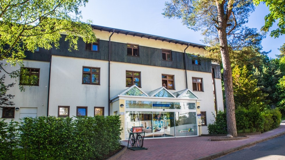 Wejście do schroniska młodzieżowego, &copy; DJH MV / Andreas Dumke