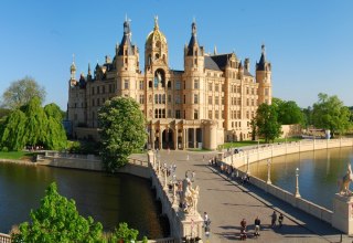 Schweriner Schloss // © Tourismusverband Mecklenburg-Schwerin e.V. Schweriner Schloss // © Tourismusverband Mecklenburg-Schwerin e.V.