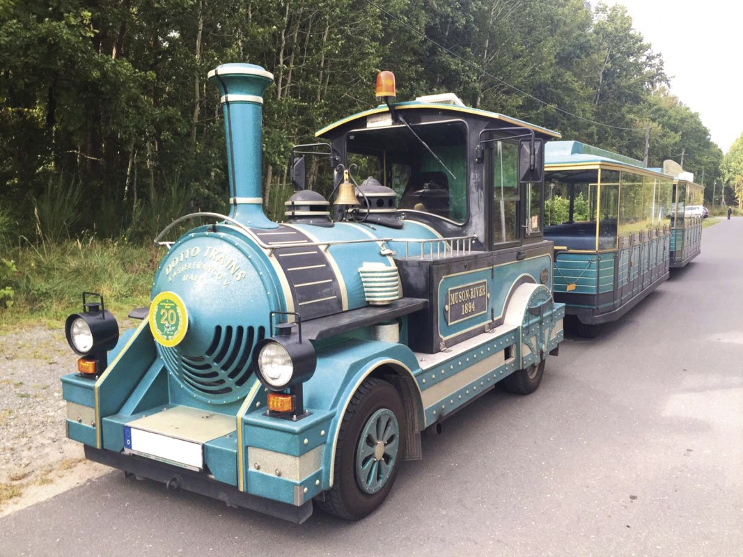 Plauer light rail // &copy; Fahrgastschifffahrt Wichmann