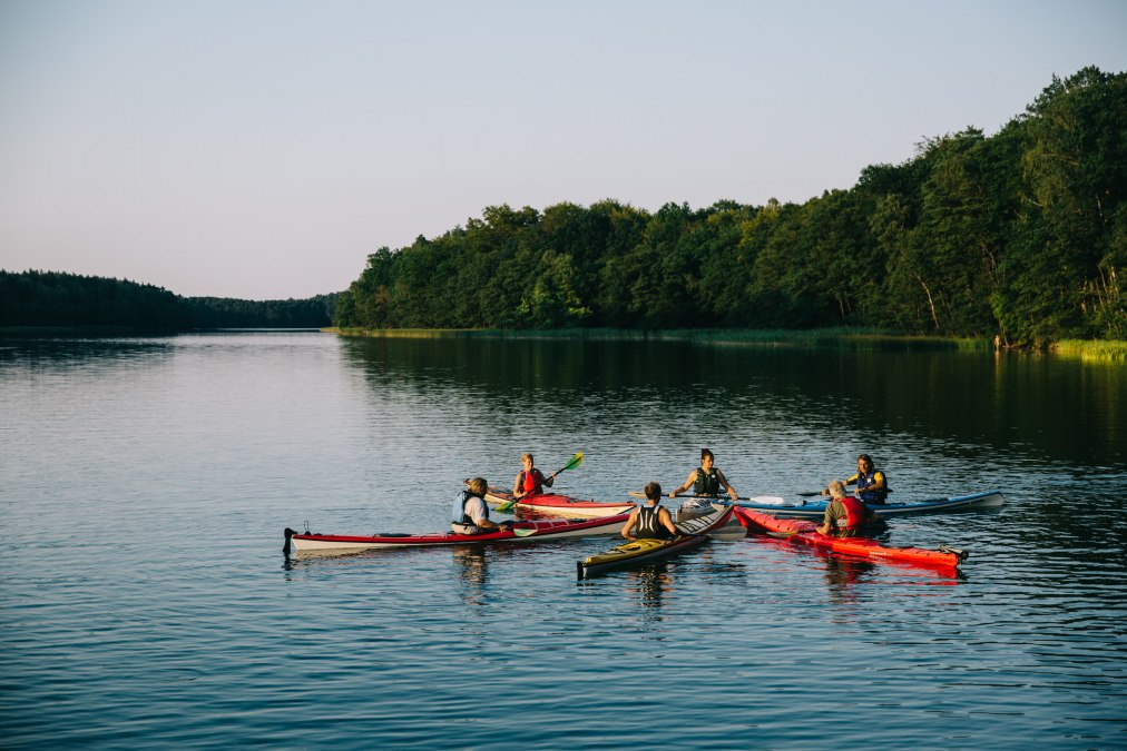 In small groups and great ambience: kayak trips and learning together, &copy; Cherie Birkner